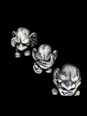 Hear No Evil Speak No Evil See No Evil Statues